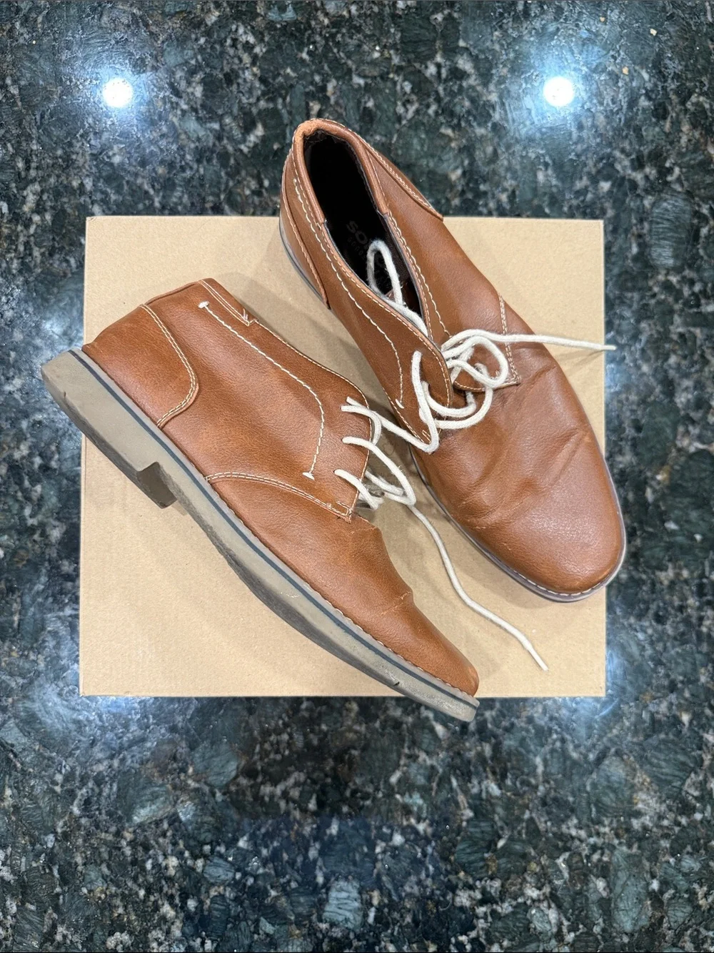 Sonoma Chestnut Brown Chukka Boots with White Laces